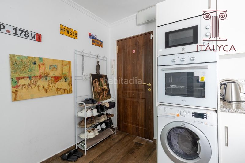 Foto cbf65b9e-4b35-42a7-b7a1-7b57ba1b1d4a. Pis a calle peral 45 a San Gil Sevilla