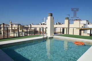 Alquiler Dúplex  Calle san basilio. Dúplex de 3 dormitorios con garaje y trastero en alquiler