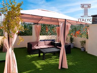 Àtic a San Gil. Ático exterior con doble terraza junto a la calle feria