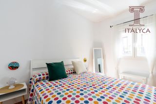 Apartment  Calle peral. Apartamento de un dormitorio con licencia turística