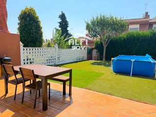 Casa a Sant Quirze Parc-Vallsuau-Castellet. Casa para entrar a vivir muy luminosa y con jardin