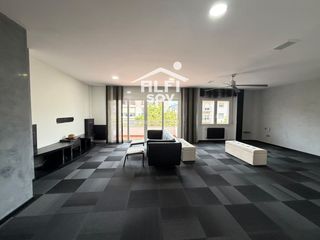 Rent Flat  Montserrat roig. Piso en alquiler