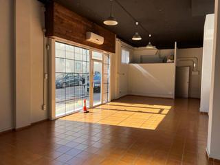 Local Comercial en Manso 1