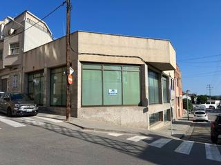 Local Comercial en Doctor Fleming 12