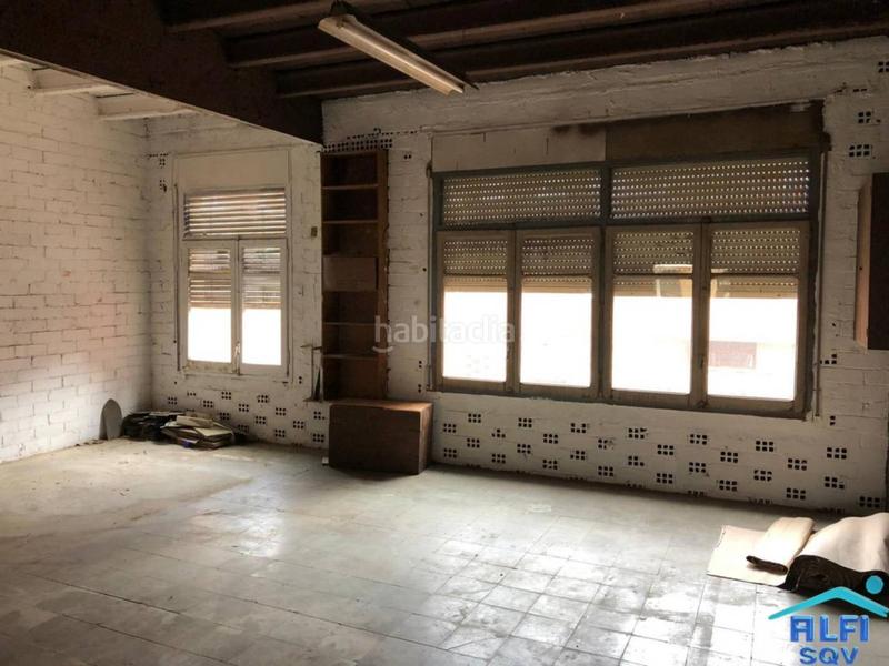 Foto 48b88e05-9c62-4b04-9edb-d28143a25360. Geschäftsraum in pau casals 40 in Centre Sant Quirze del Vallès