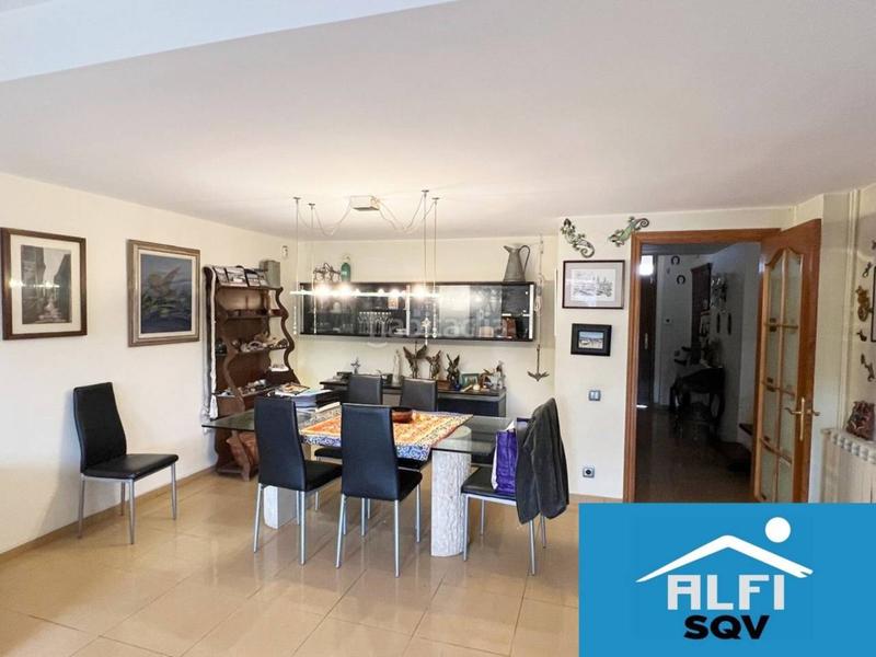 Foto 019d23e3-c92f-4135-8025-e1b3240357b5. Casa amb calefacció aparcament piscina a Sant Quirze Parc-Vallsuau-Castellet Sant Quirze del Vallès