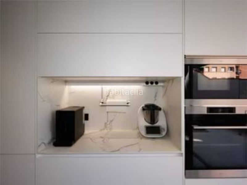 Foto 1aeb1278-8911-4ae4-badc-5beacb2fef20. Casa adossada amb calefacció aparcament piscina a Sabadell