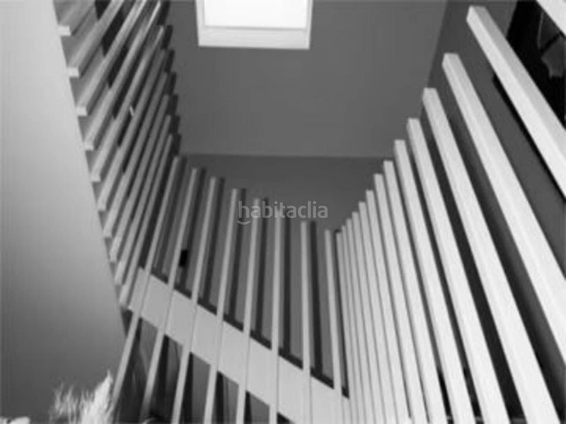 Foto 1d9dd3b4-e234-43e5-b06d-d15ea53c6552. Casa adossada amb calefacció aparcament piscina a Sabadell