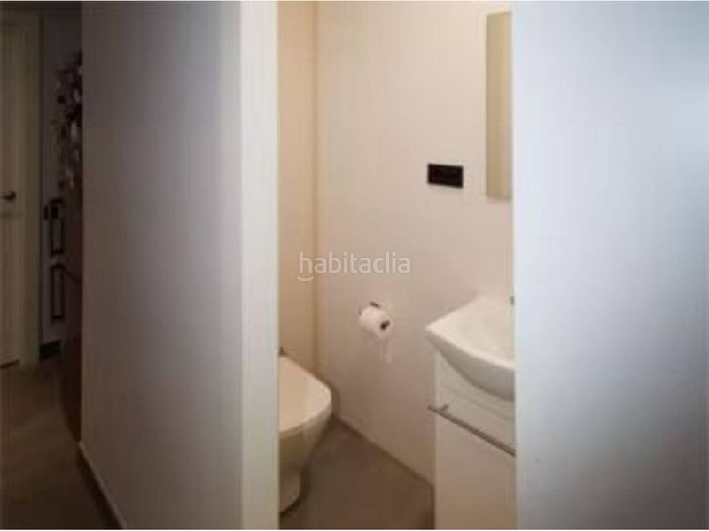 Foto 21e23418-fb8a-49f2-ae61-5f316cfa6a08. Casa adossada amb calefacció aparcament piscina a Sabadell