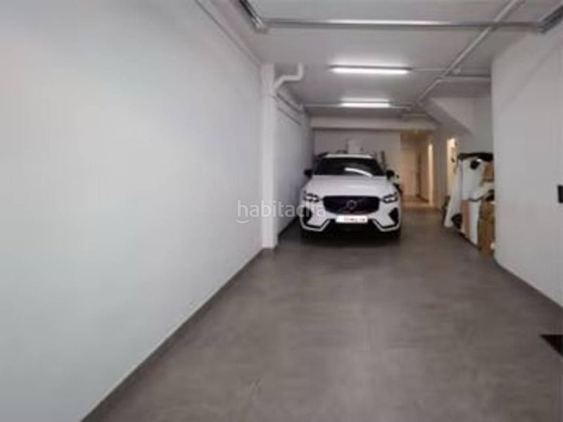 Foto 59699ecf-9d43-4d10-96ab-3f46ad6c4b63. Casa adossada amb calefacció aparcament piscina a Sabadell