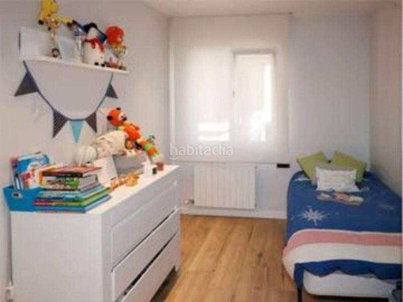 Foto ac75b332-6f03-4cc1-8866-a9e9b6a695c7. Casa adossada amb calefacció aparcament piscina a Sabadell