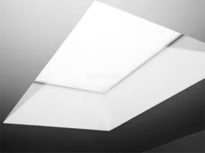 Foto c4bc152c-4322-41dc-a423-5a4b3ddcf3a4. Casa adossada amb calefacció aparcament piscina a Sabadell