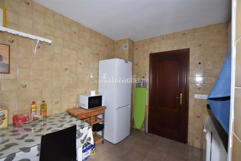 Foto c7b7036c-6b26-407c-ba81-f673ce229499. Piso gran piso en pleno centro en Casco Histórico Ronda