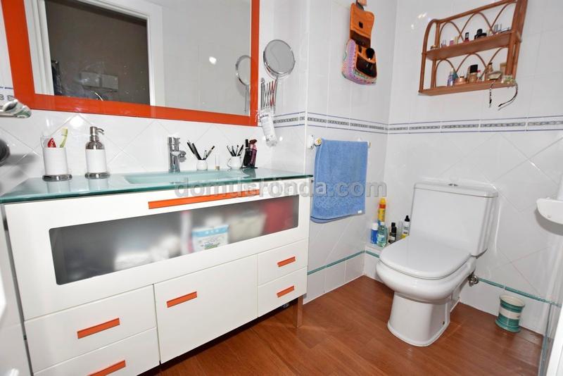 Foto 121ef057-3a27-41bb-9497-8e9679d4ac06. Pis amb calefacció a Centro Ronda