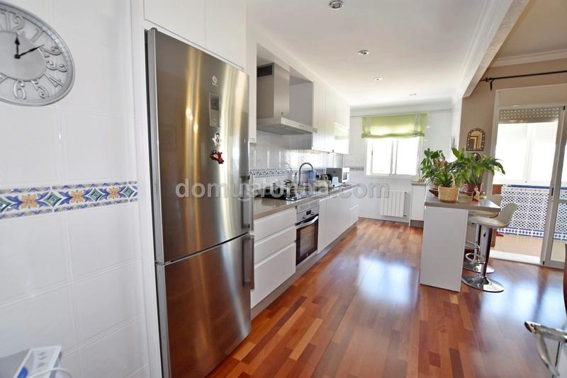 Foto 15f61505-1cb2-4ada-8cbe-3dc220da3ce7. Pis amb calefacció a Centro Ronda