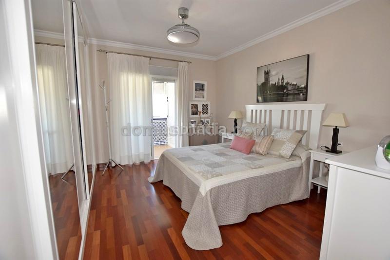 Foto 58716191-55f2-42bc-88cd-05988e546dfe. Pis amb calefacció a Centro Ronda