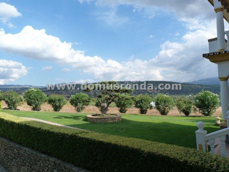 Foto 05cd4fe9-34bc-4287-9c09-776ce4330943. Chalet avec chauffage parking piscine dans Centro Ronda