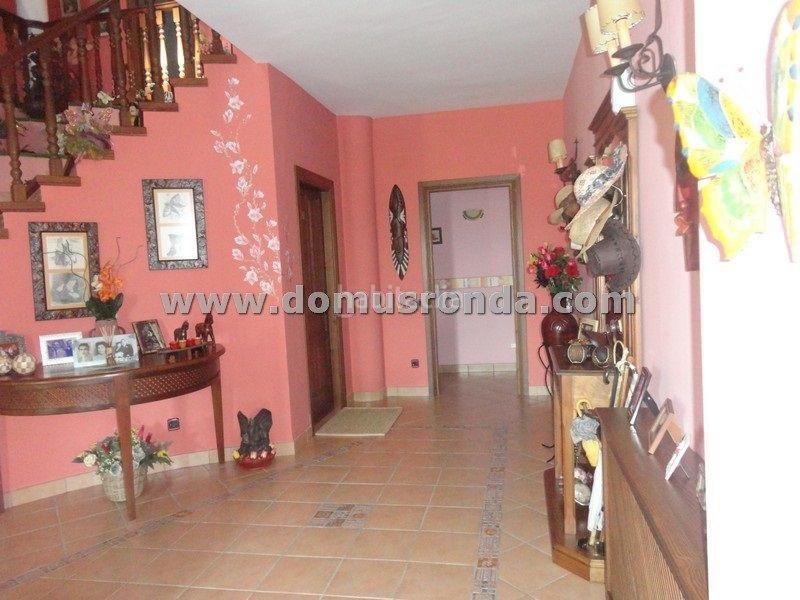 Foto 079fcdc1-4708-40da-b537-f84ad3ac8783. Chalet avec chauffage parking piscine dans Centro Ronda