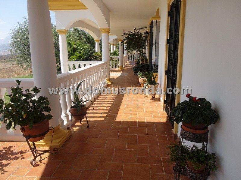 Foto 0e7b0dbc-5f27-48f2-909e-7b3add53568e. Chalet avec chauffage parking piscine dans Centro Ronda