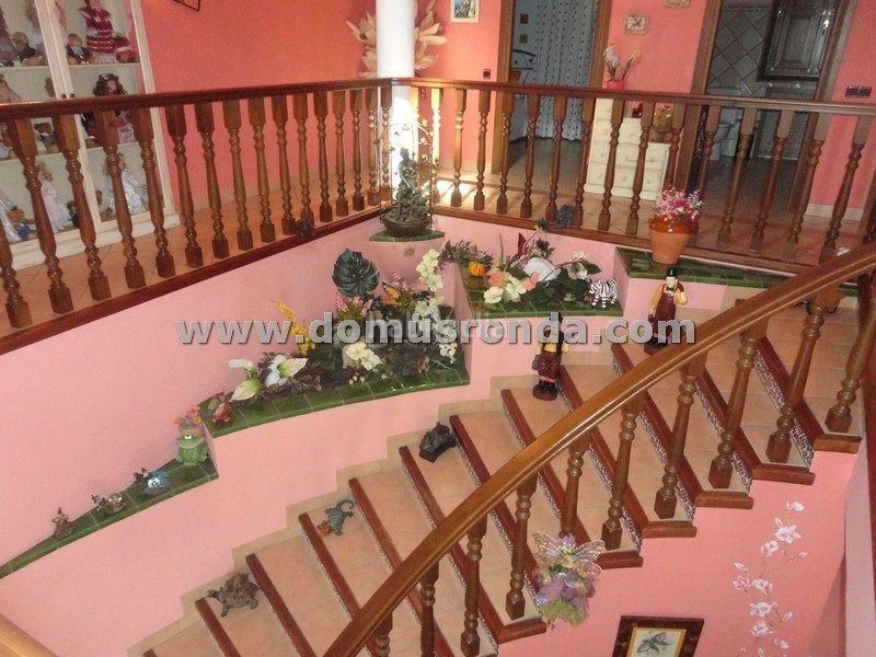 Foto 24b68f95-5c7d-42b4-acf1-cfd3b14d2c33. Chalet avec chauffage parking piscine dans Centro Ronda