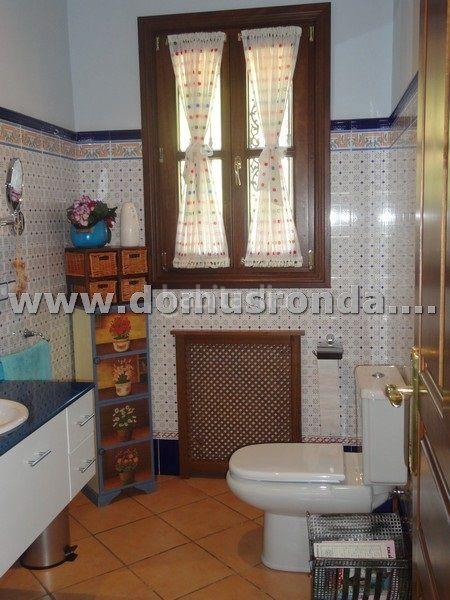 Foto 4aeffffb-5662-4db3-9965-66cf31528b07. Chalet avec chauffage parking piscine dans Centro Ronda