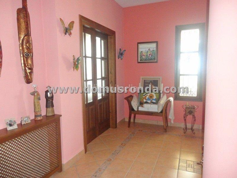 Foto 5bd566a5-a000-44e4-bfeb-90bfcd42a4b7. Chalet avec chauffage parking piscine dans Centro Ronda