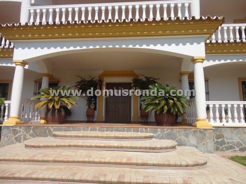 Foto 6e78b51d-ca20-4c0b-be88-2f6c4633573c. Chalet avec chauffage parking piscine dans Centro Ronda