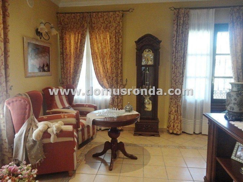 Foto 7843e9ca-241a-433b-9152-792a3c0fb050. Chalet avec chauffage parking piscine dans Centro Ronda