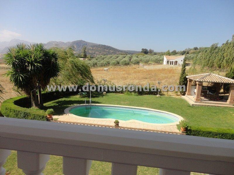 Foto 8e5312f6-a2bc-46ec-9c8e-e9a8ea95fc68. Chalet avec chauffage parking piscine dans Centro Ronda