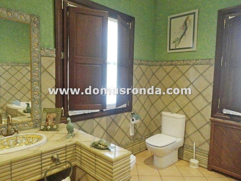 Foto ab37833d-91f9-4dfa-b030-c07bcaf6a1a5. Chalet avec chauffage parking piscine dans Centro Ronda