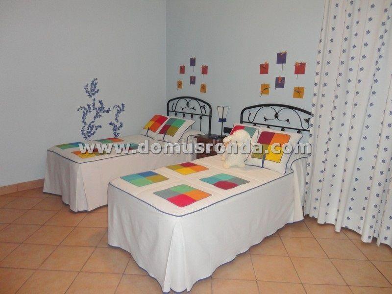 Foto c6ea6983-41a8-47e3-a03d-ea1d86a2b878. Chalet avec chauffage parking piscine dans Centro Ronda