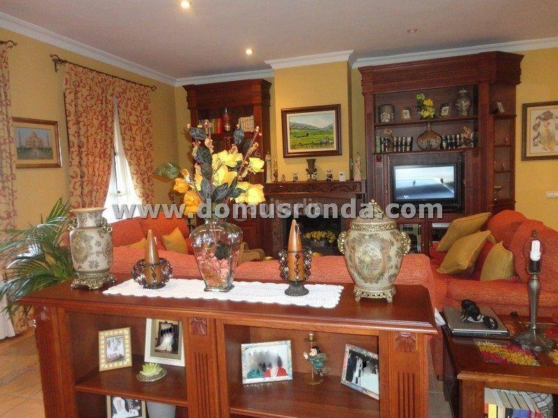 Foto cb4b0436-03ad-4cf3-9366-02aea260789e. Chalet avec chauffage parking piscine dans Centro Ronda