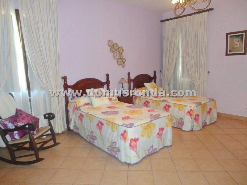 Foto d1e612ae-d1a7-47da-a014-4a52b034b505. Chalet avec chauffage parking piscine dans Centro Ronda