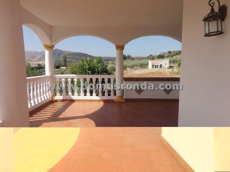 Foto e454f7e1-b4cf-4d72-a6b1-2f9c92ae8bcc. Chalet avec chauffage parking piscine dans Centro Ronda