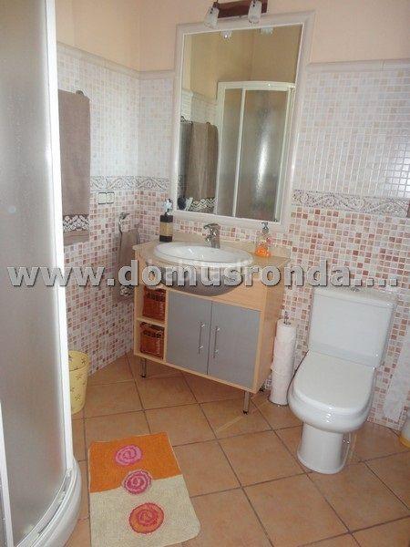 Foto e8e3253d-85de-4063-b090-0b8e08f0e9f6. Chalet avec chauffage parking piscine dans Centro Ronda