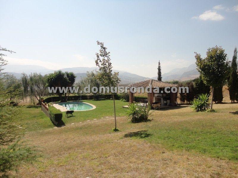 Foto e9f184a9-269c-4dd4-8543-0148a5d71e40. Chalet avec chauffage parking piscine dans Centro Ronda