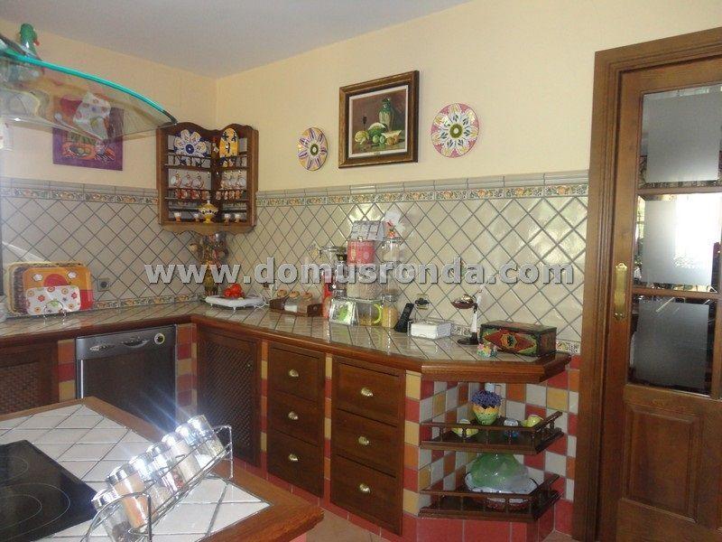 Foto ec19dbd7-0da4-41f1-91d5-5c30d417625e. Chalet avec chauffage parking piscine dans Centro Ronda