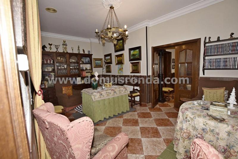 Foto 2b31fc1a-fddd-4521-8732-82eb3db2c988. Appartement avec chauffage dans Centro Ronda