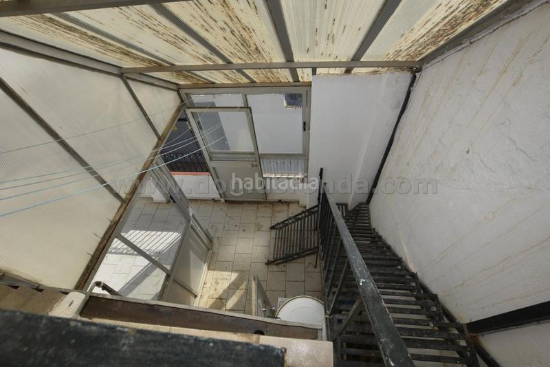 Foto 31cbf8cf-a1f0-4a17-ba01-8176fe42f37b. Etagenwohnung mit heizung in San Rafael Ronda