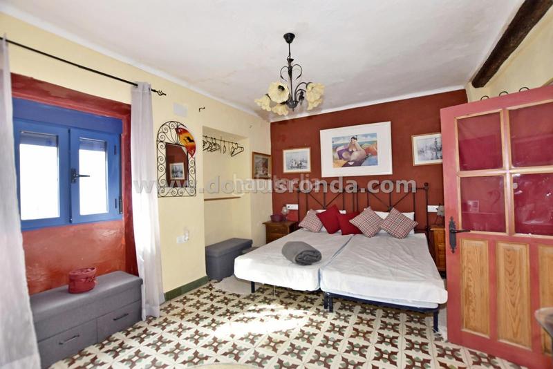 Foto 2800d928-c9ce-405d-9e30-6a965cddcef0. Casa pintoresca y encantadora en Montejaque
