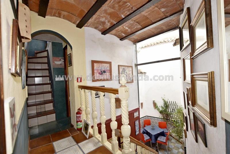 Foto 7a679df5-1499-4522-954b-71a59eafeb40. Casa pintoresca y encantadora en Montejaque