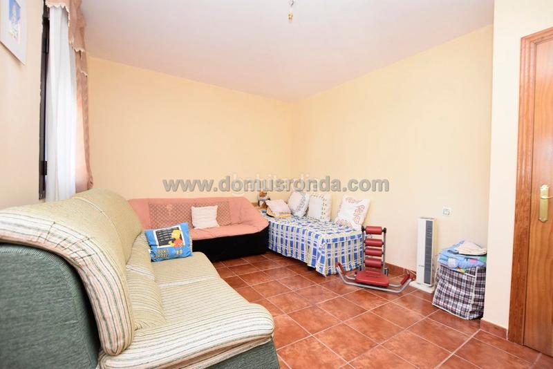 Foto 83263a49-ecf3-4812-a9dc-626bc43c4729. Chalet avec chauffage parking piscine dans Arriate