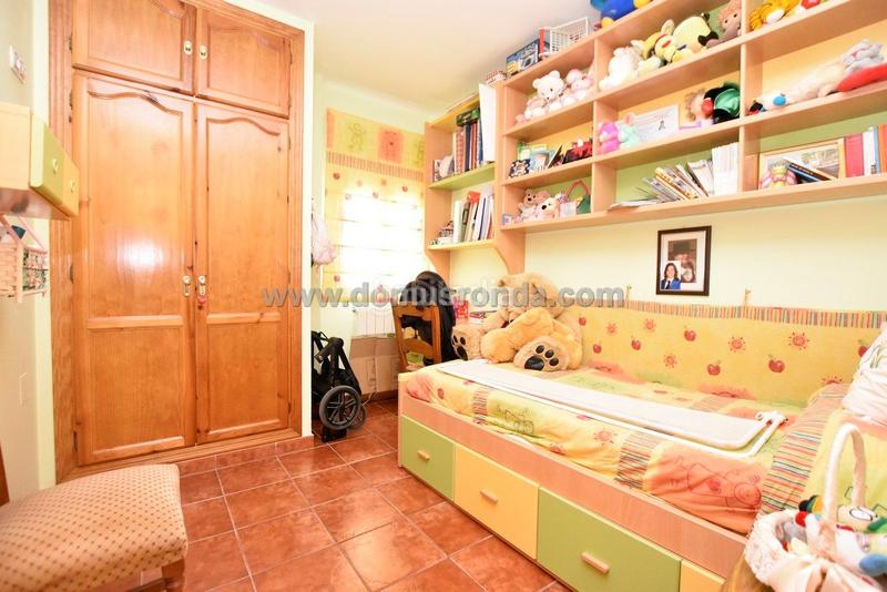 Foto beb77588-47d6-463f-bc1e-43c25bcc07f4. Chalet avec chauffage parking piscine dans Arriate