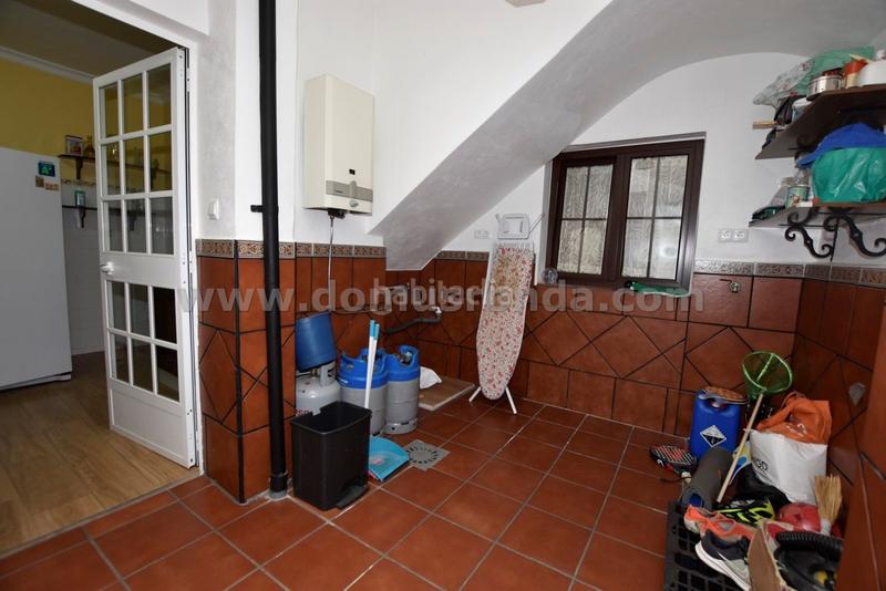 Foto 93f40f49-78c9-4003-ab4b-bc1deca7959d. Casa  amplia en Benaoján