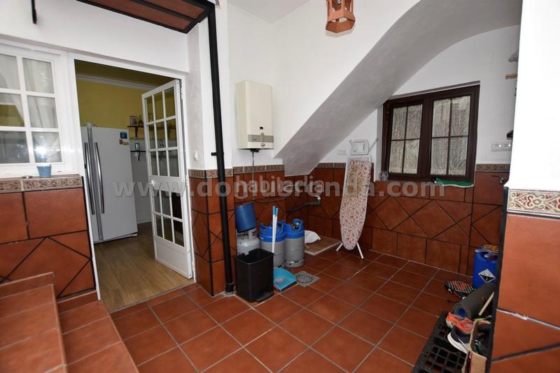 Foto df0fb3c9-fc7d-4ce6-8d0f-2e827350b430. Casa  amplia en Benaoján