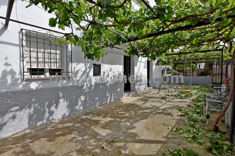 Foto 87462913-cb80-4c41-ae23-d431586b8c52. Casale con piscina in Partidas Norte Ronda