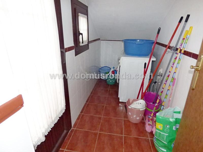 Foto 34fc9b3f-af39-41b5-b3ae-5e356ea5c8a0. Dúplex gran duplex en pleno centro en Casco Histórico Ronda