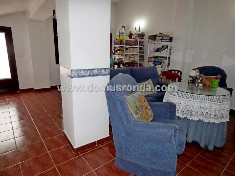 Foto adb9373b-7dee-4635-bac2-aec1df818718. Dúplex gran duplex en pleno centro en Casco Histórico Ronda