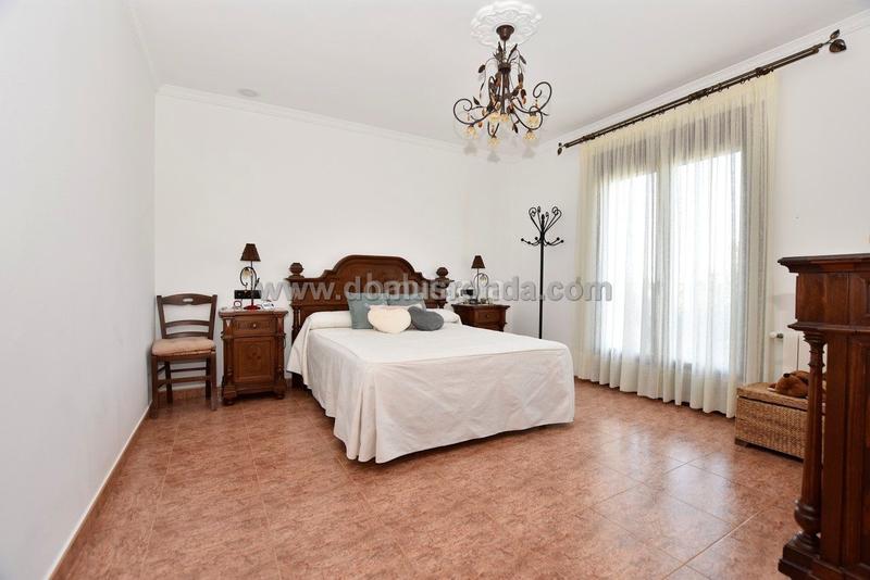 Foto 2a7036c8-991d-468d-93f5-8a8a2a92d890. Chalet dans La Planilla Ronda