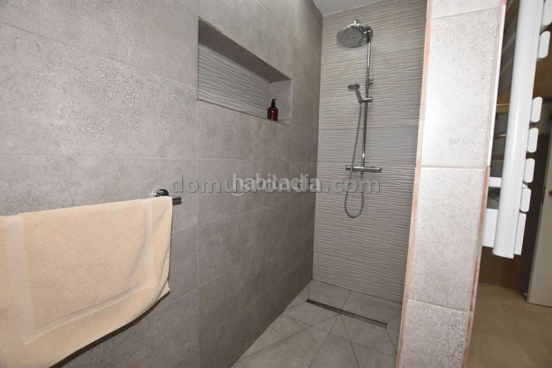 Foto b2d0f152-9061-4b6e-821c-15187e40b10a. Piso  en venta con licencia turistica en Casco Histórico Ronda